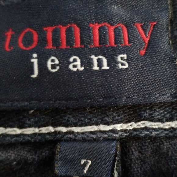 Tommy Hilfiger vintage capris. Size 7 - Picture 5 of 8